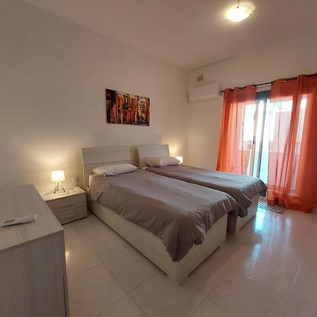 Nr41 Holiday Apartment - Close To Village Centre, Promenade, Shops & Restaurants Marsaxlokk Exterior foto